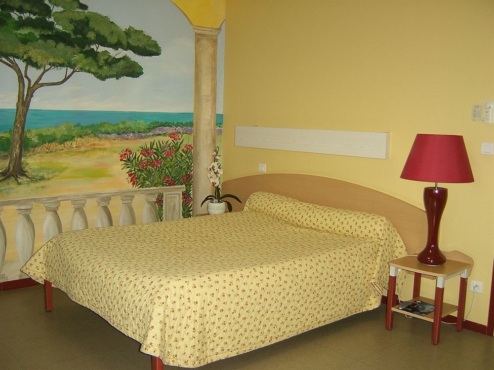 Hotel Le Saint Vincent Lyon Sud Vourles Kültér fotó