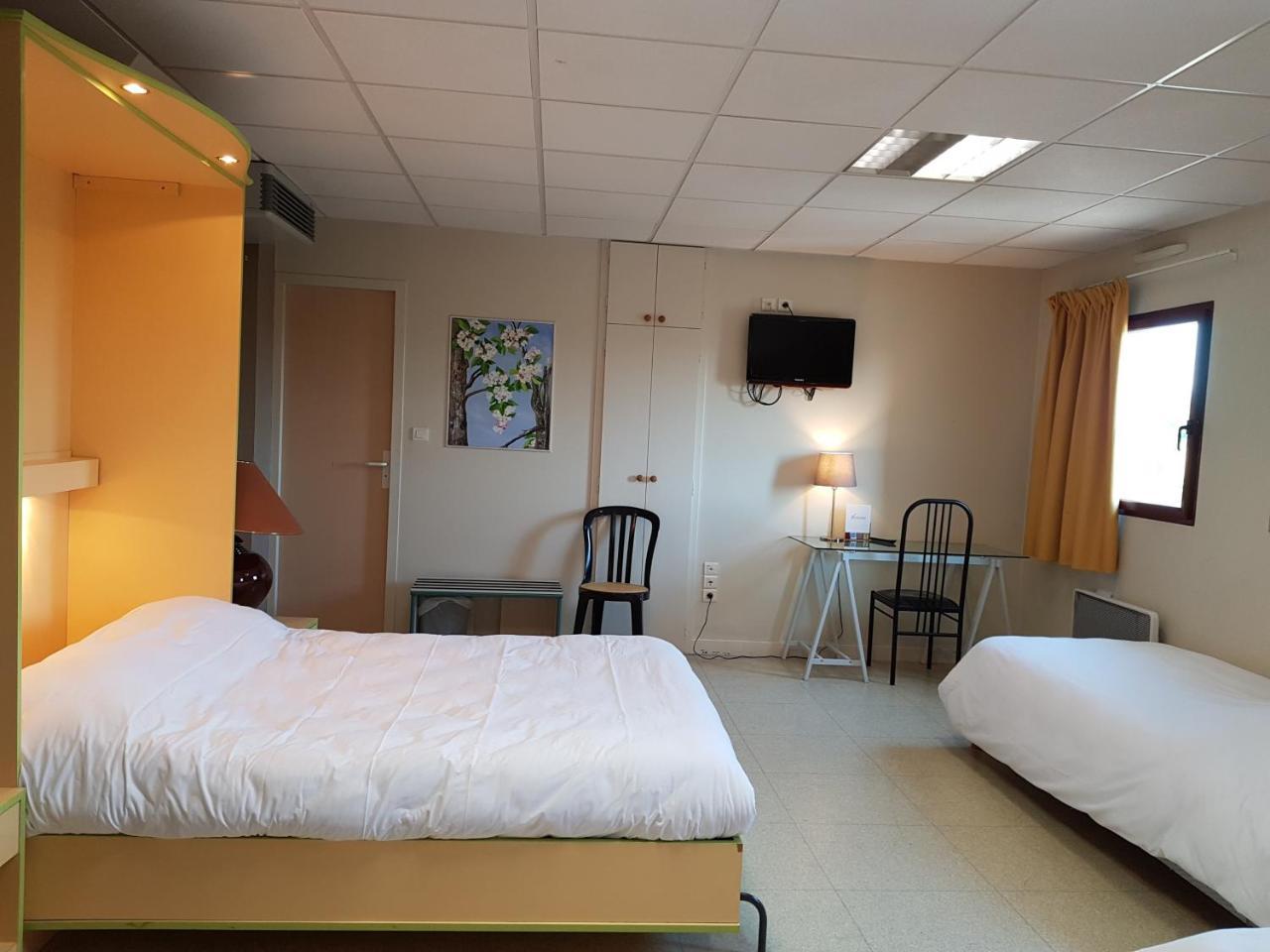 Hotel Le Saint Vincent Lyon Sud Vourles Kültér fotó